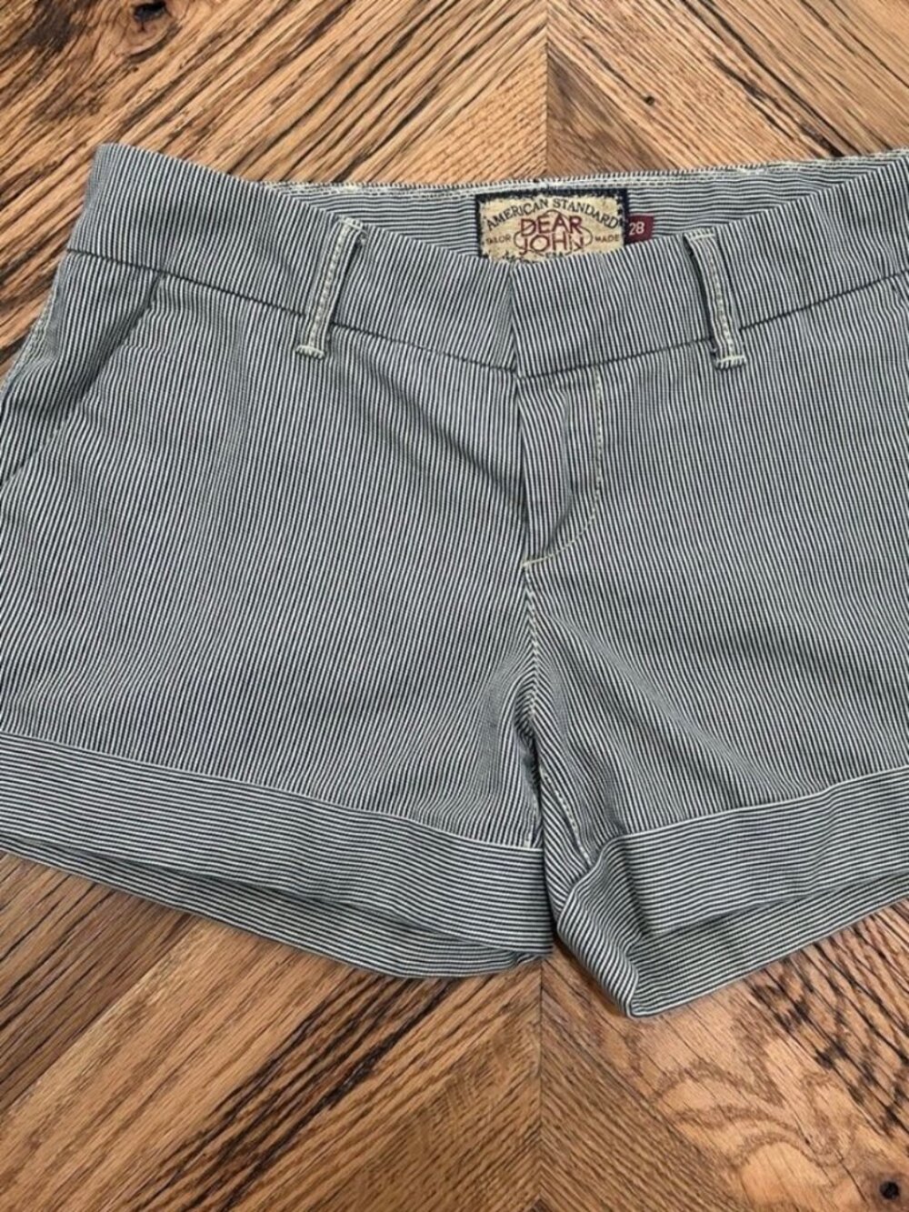Dear John Casual Pinstripe Shorts Size 28 Classic Summer Style Women